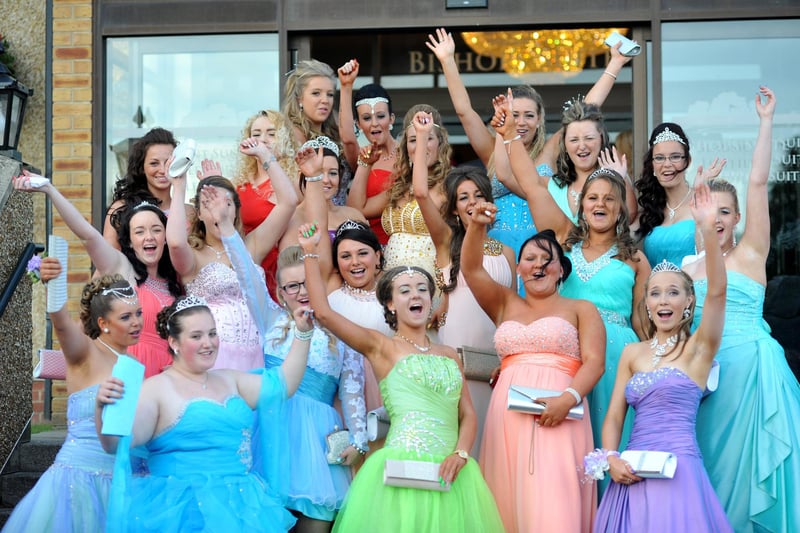 Can you spot a familiar face in this prom picture?