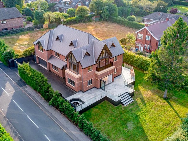 A final view of the exterior of The Pinnacle. Potential buyers are informed that there is no upward chain involved in the sale.