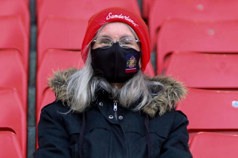 Margaret Orbell patiently waits for kick-off, Lee Johnson has named an attacking side with Sunderland 2-0 down.