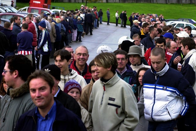 Sheffield United fans queueing to buy tickets for the derby at Hillsborough in December 2000