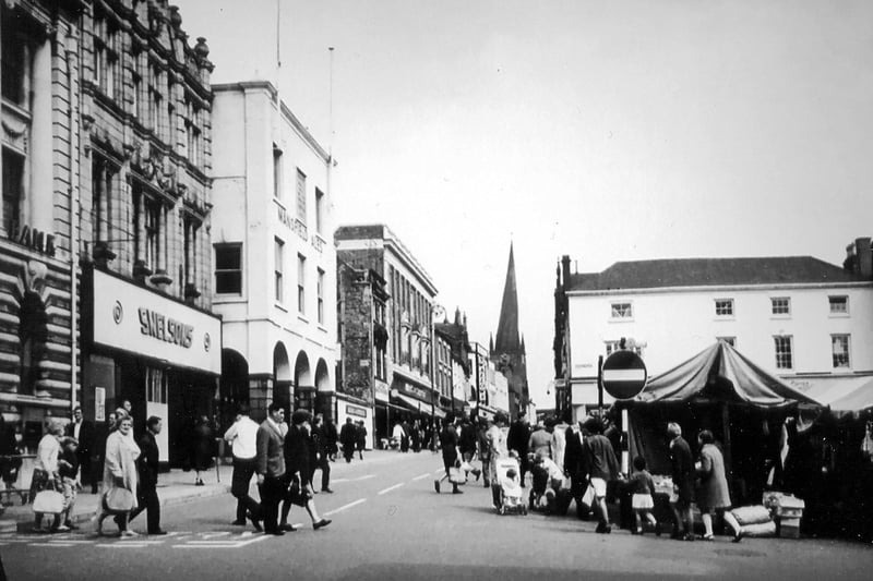 Chesterfield High Street, 1966. Picture supplied by Alan Taylor.