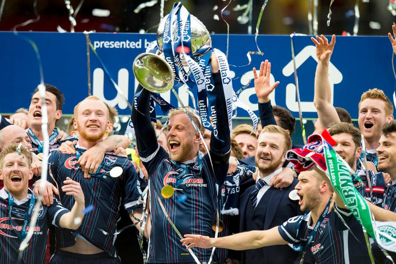 The Highland side won their first major trophy after Dutchman Alex Schalk scored a late winner for Jim McIntyre's side, who defeated Hibs 2-1.