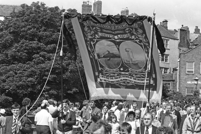 The Westoe Lodge banner had plenty of support in this photo from 1982.