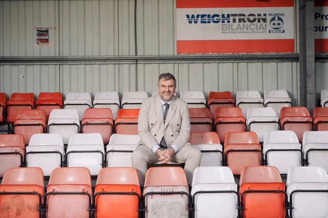 After Jon McClure of Reverend and the Makers fame became the new chairman of the world’s oldest club, Sheffield FC have been giving under 16s
entry for free. The first match of the season on August 18 against Hucknall Town saw Sheffield FC lose 1 -0, however the club are hopeful for a positive result in the next home game against Skegness on the September 26.
The club is known internationally as the world’s first football club, in a historic city, known for making the standard rules of football.