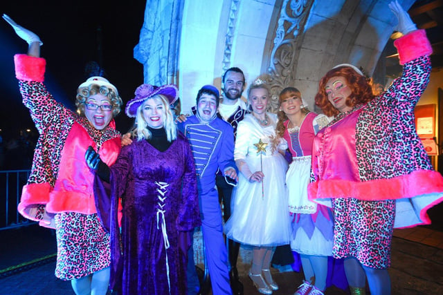 The crowds were entertained before the lights switch on by fantastic the cast of Cinderella.