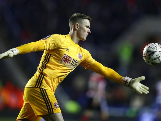 Chelsea are keeping tabs on Dean Henderson in case Manchester United opt to let the Sheffield United loanee leave on a permanent basis. (Daily Mail)