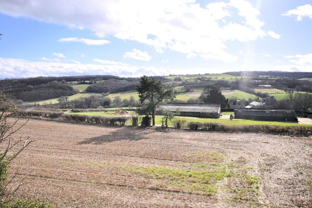 The property is set in the Moss Valley conservation area which offers beautiful scenic walks.