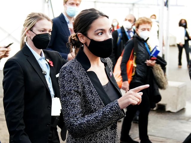 Alexandria Ocasio-Cortez on the hunt for Scotland's favourite soft drink.