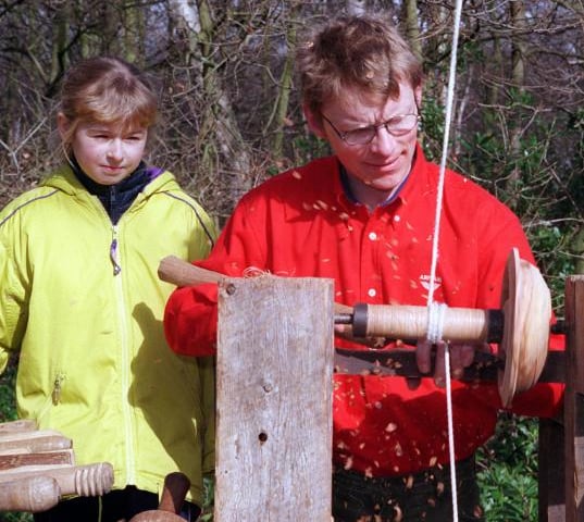 There was a craft day held at Sandall Beat Woods in 2000. Bowl Turner Robin wood with 12 year old Katie Kilner.