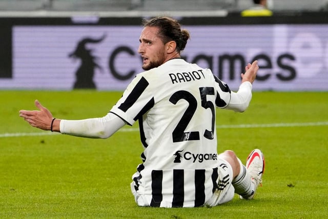 Newcastle United are now facing competition from Thomas Tuchel’s Chelsea for Juventus central midfielder Adrien Rabiot. (Calciomercato)

(Photo by Pier Marco Tacca/Getty Images)