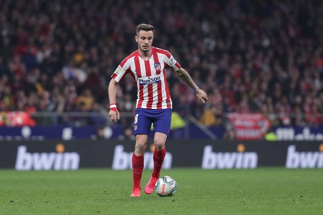 Manchester United are closing in on Atletico Madrid midfielder Saul Niguez with the two clubs yet to agree over a £70m fee. (Todo Fichajes)