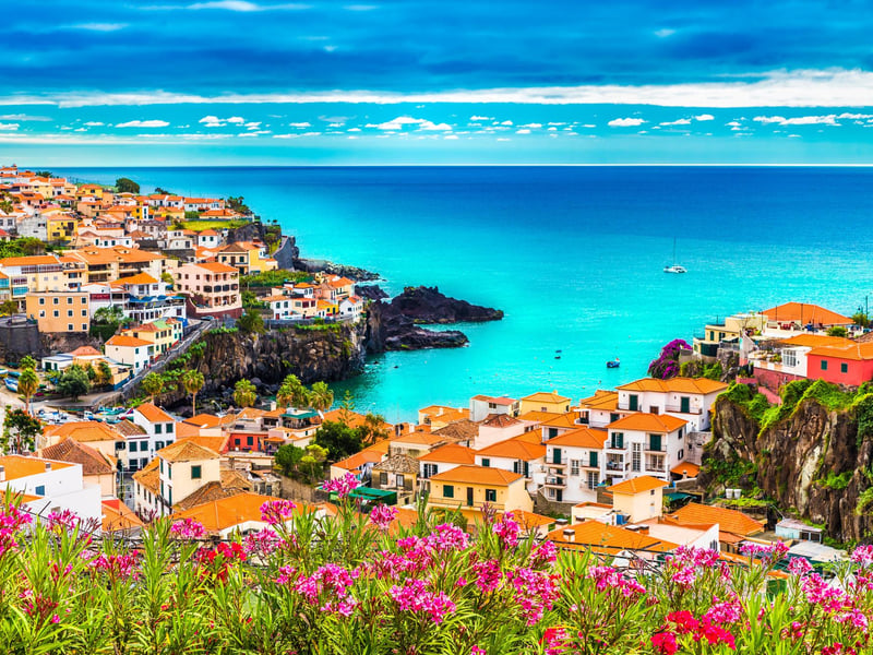 Ryanair will be offering flights from LBA to Faro.