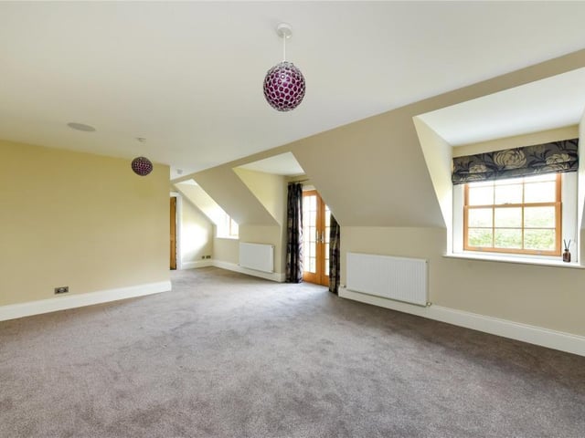 Principal bedroom.