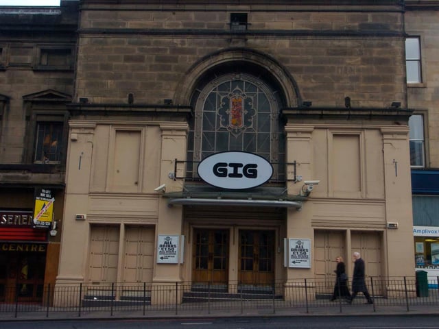 Opening in 1923, the Caley Cinema on Lothian Road managed to survive a picture house until 1984 when it was converted into a night club. Latterly a gig venue, the former Caley cinema became a Wetherspoon pub in 2017.