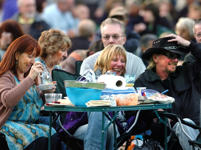 Well-prepared audience members at Jazz in the Gardens