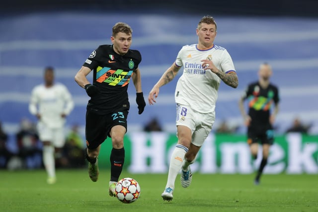 Liverpool are reportedly interested in bringing Real Madrid midfielder Toni Kroos to Anfield. The Reds have struggled with injuries in the middle of the park this season. (FourFourTwo)