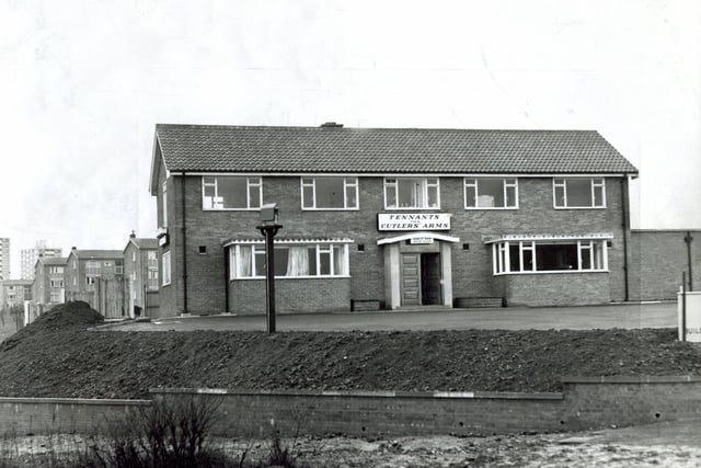The Cutlers Arms public house, in Gleadless Valley, Sheffield, during the 1960s