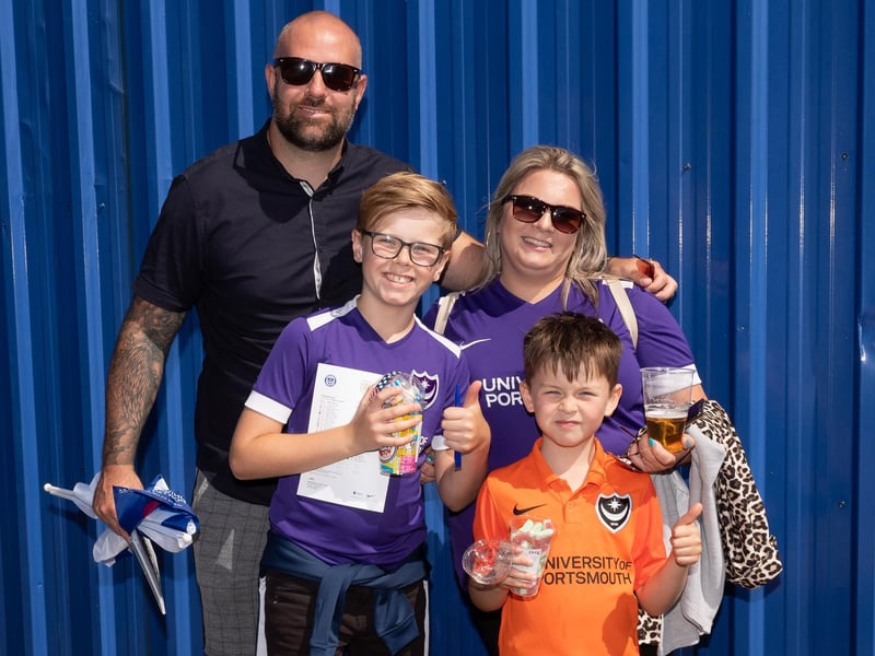 Pictured is: Chris, Logan, Bailey and Chloe Tate. Picture: Keith Woodland (140821-14)