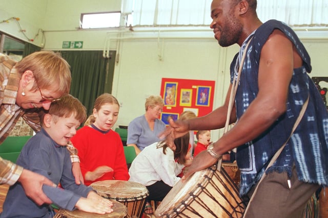 Kofi Asamoah works with kids at Norfolk Park Special School in 1999