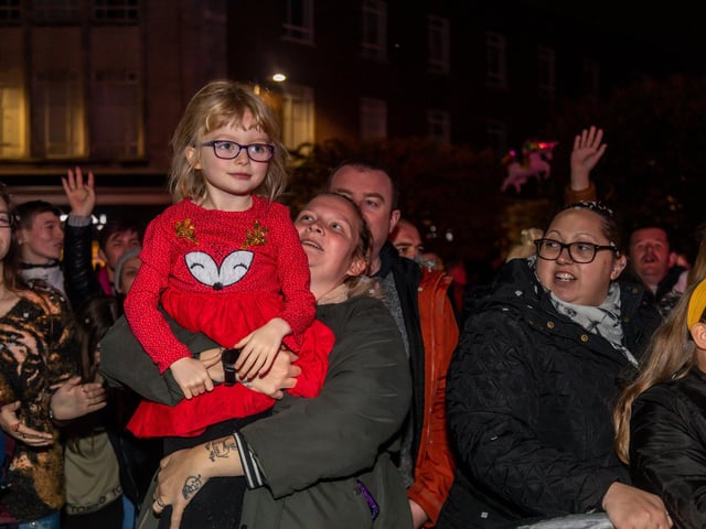 Crowds joining in with the singing. Picture: Mike Cooter (181121)
