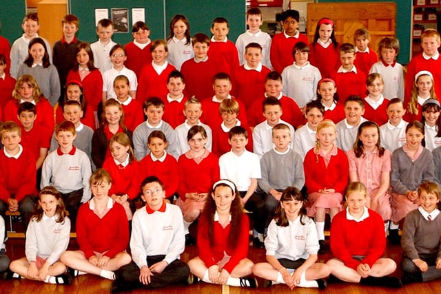 The Sacred Heart School year 6 leavers in 2012.