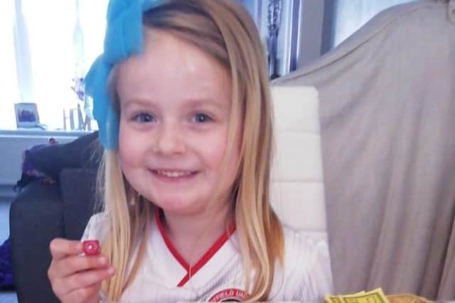 Isabelle, 5