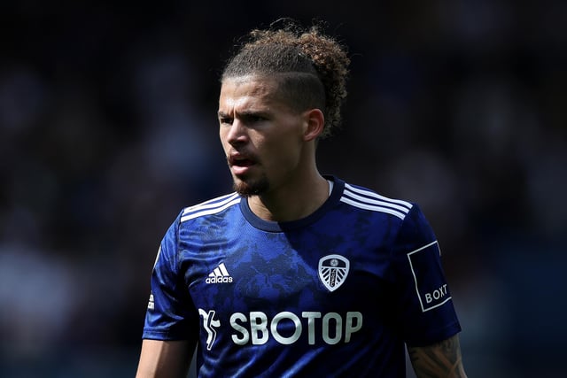 Leeds United are believed to be working hard to tie star man Kalvin Phillips down to a new deal, amid interest from Liverpool and Man Utd. While the England ace is "reluctant" to leave the Whites, he is said to "favour" a move to the Reds over Leeds' fierce rivals. (Daily Star)