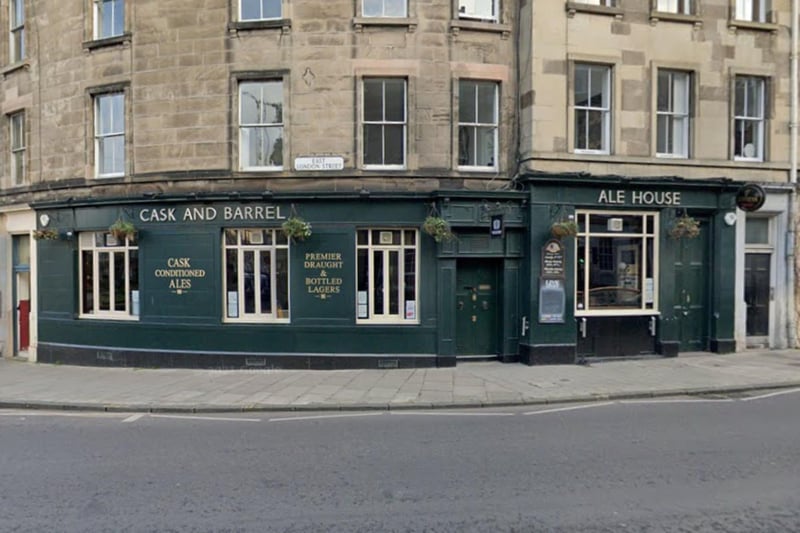 The Cask & Barrel was one of Edinburgh's first cask ale pubs in the 1990s with a sister pub, the Cask & Barrel Southside, opening later on West Preston Street. Behind the bar there are five resident Scottish and English ales, including Deuchars IPA, and two or more rotating guest ales.