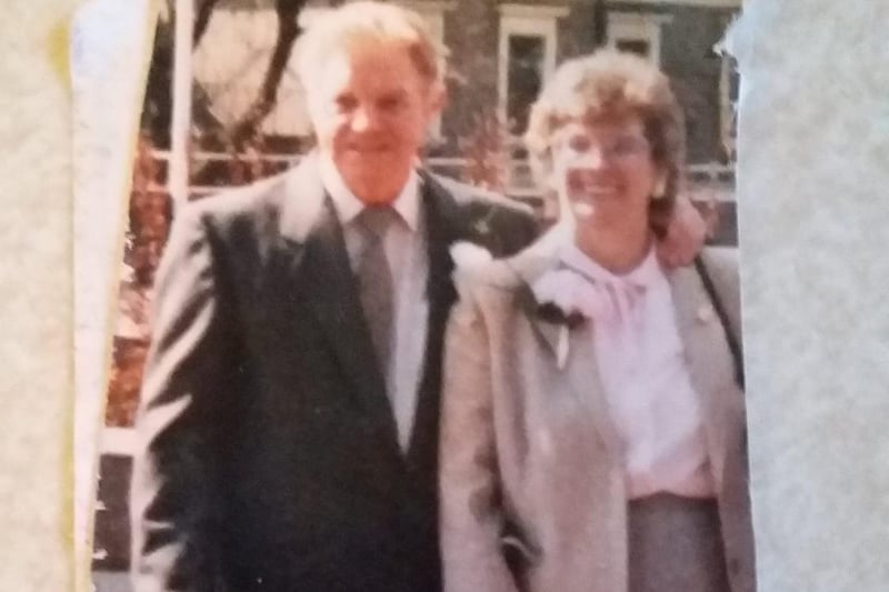 Julie Richardson Mcguinness said: "My dad passed away 1993. Miss him so much still, but we know he's happy now as he has mam with him."