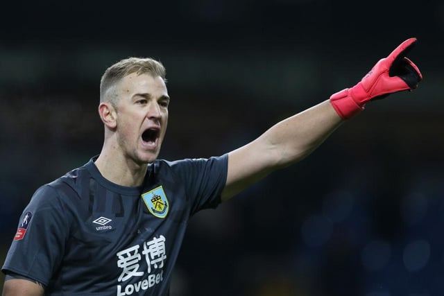 Leeds United have been tipped to sign Burnley goalkeeper Joe Hart and could get the best out of him once more, according to former player-turned-radio pundit Noel Whelan. (Football Insider)