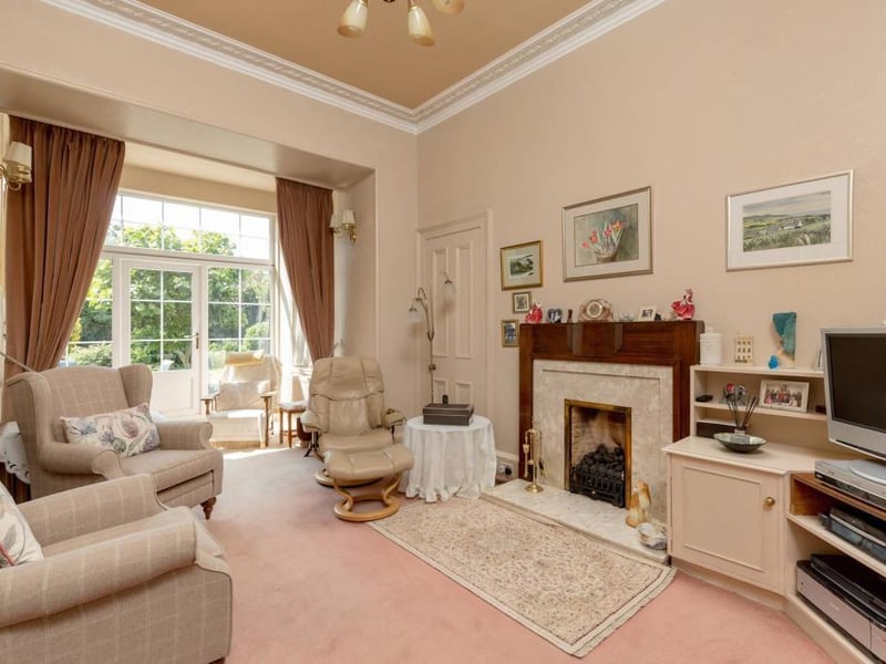 Family / Garden room.