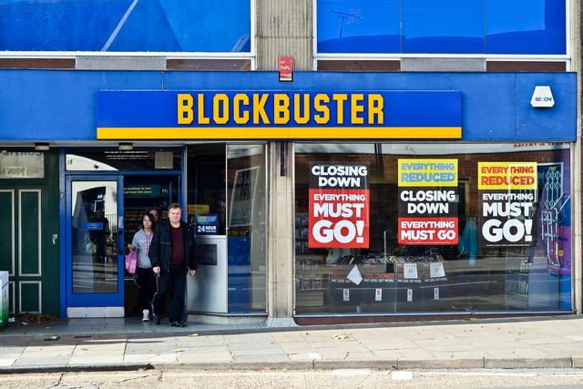 Once an iconic place to pick up your weekend movie treat, Blockbuster movie rentals once had over 800 stores in the UK. After a steady move to online movie rentals and streaming services, the company placed its UK subsidiaries into administration in 2013.