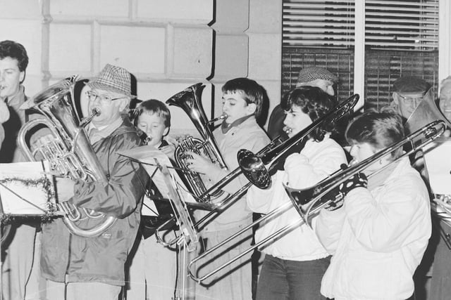 Band playing at Kelso Christmas lights switch-on, 1988.