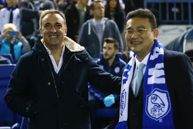 Carlos Carvalhal while manager of Sheffield Wednesday alongside chairman Dejphon Chansiri