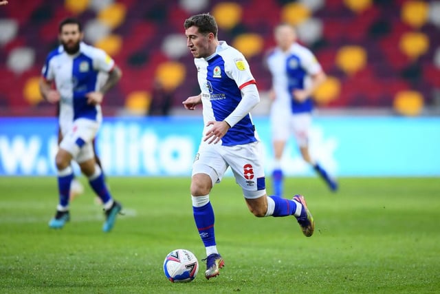 Reported Rangers target Joe Rothwell “would walk straight” into Steven Gerrard’s team, according to former England and Blackburn Rovers goalkeeper Paul Robinson. The Rovers midfielder has been linked with a move to Ibrox on a pre-contract agreement. (Football Insider)