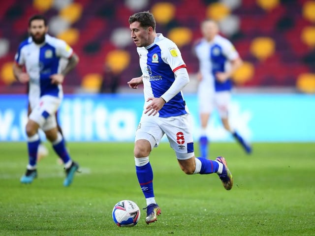 Reported Rangers target Joe Rothwell “would walk straight” into Steven Gerrard’s team, according to former England and Blackburn Rovers goalkeeper Paul Robinson. The Rovers midfielder has been linked with a move to Ibrox on a pre-contract agreement. (Football Insider)