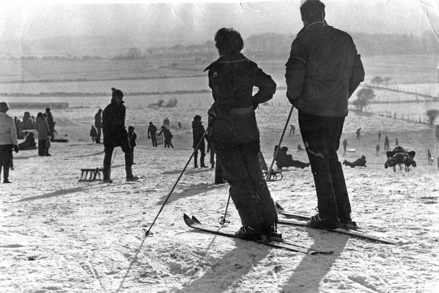 Skiers on the Cleadon Hills in December 1976.