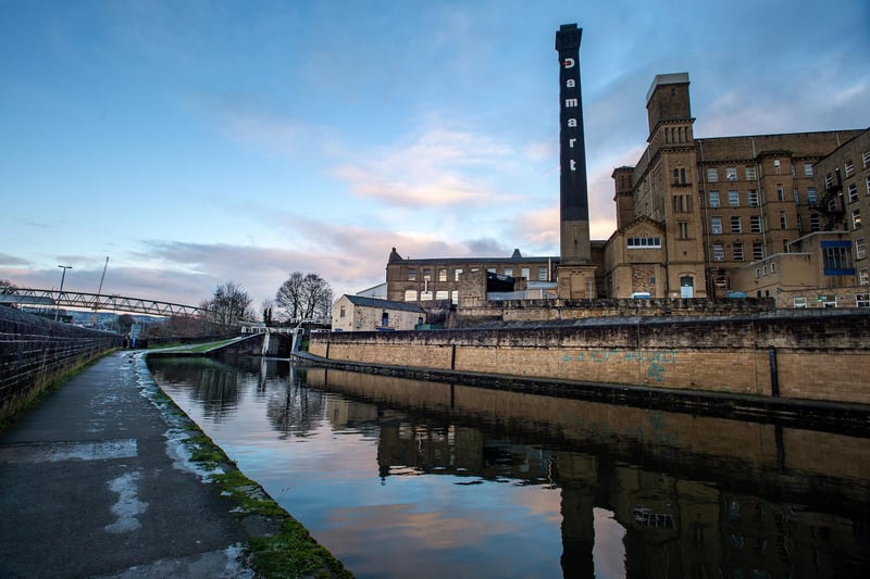Bingley comes first as the most desirable commuter town for Leeds. The Bradford town is just 19 minutes from Leeds via train, 74 percent of its schools are outstanding and the average house price is £273,310. A train season ticket costs £1,240.