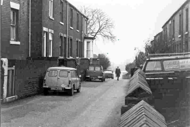Another street scene of Chesterfield in the 1970s. Pictured supplied by Chesterfield Museum Service\Chesterfield Borough Council