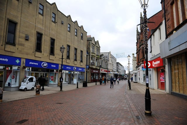 Falkirk High Street on day one of mainland Scotland Lockdown Two. It is very quiet for 12.15pm. (Pic: Michael Gillen)