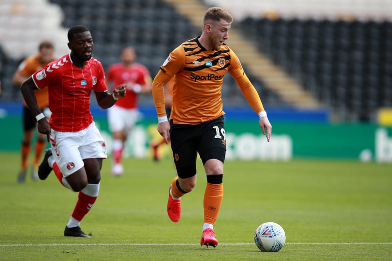 Derby County have been tipped to launch a move for free agent winger Josh Bowler, following his release from Everton. The 22-year-old spent the 2019/20 campaign on loan with Hull City, in the season that saw them drop into the third tier. (Hull Daily Mail)
