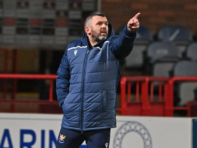 St Johnstone manager Callum Davidson has admitted the recent Covid-19 concern with the omicron variant “really worries” him. A number of games down south have already been called off due to the rise in case amongst players. Davidson said: “You look down in England and big teams are really suffering from it. We'll try and remain as safe as we can, as we have done over the past 18 months, but it's a worrying time because we know anybody can get it.” (Various)