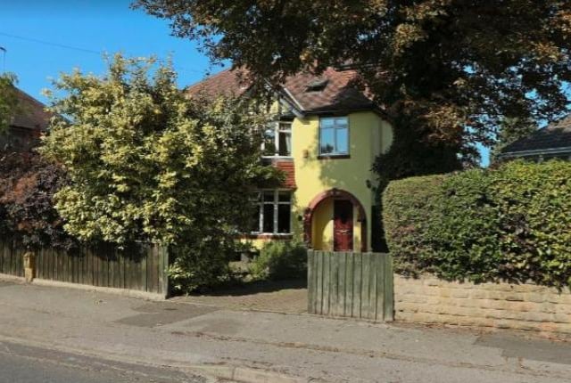 A small but special Bed & Breakfast in a quiet pretty area; not too far from the city centre and equally easy to access the countryside. You can contact them on, 0115 926 2280.