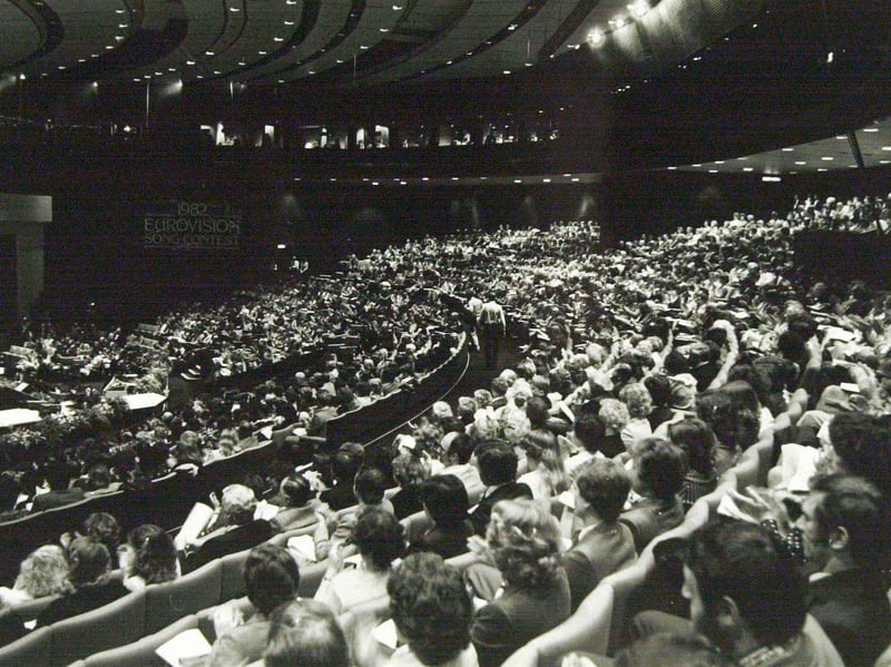 The 1982 Eurovision Song Contest takes place in Harrogate