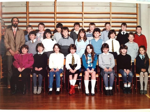 Drumlanrig Primary School P7 class in 1986.