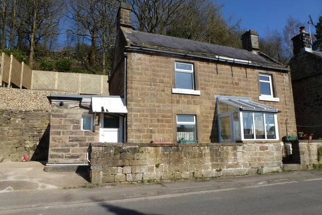 Hill View House is a traditionally built two bedroomed detached stone cottage.