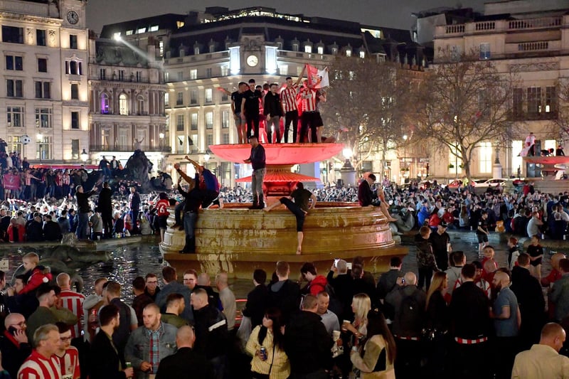 Sunderland fans sing their hearts out for the lads in London's Trafalgar Square on the eve of the 2019 Checkatrade Trophy final against Portsmouth.