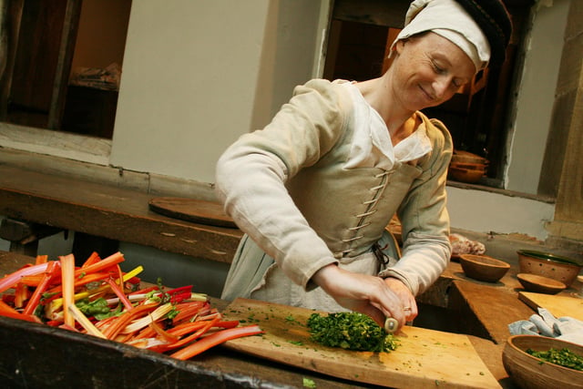 TV Food Historian Ruth Goodman chopped spinach to be used in a heraldic salad at the Tudor Food Day, Haddon Hall back in 2007