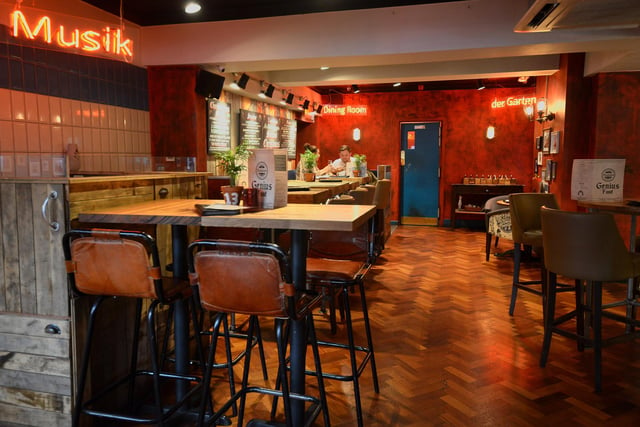 The pub on Holywell Street serves home cooked dishes from around the world.