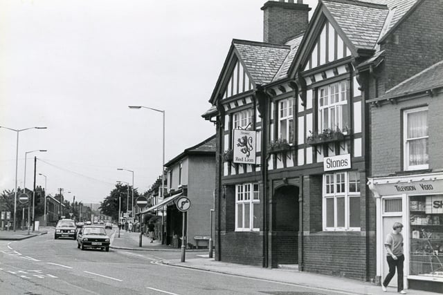 The street features many pubs that are part of the 'Brampton Mile'. Here is the Red Lion, which is now the Crafty Dog